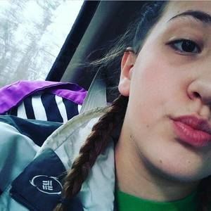 Meet your Posher, Hannah